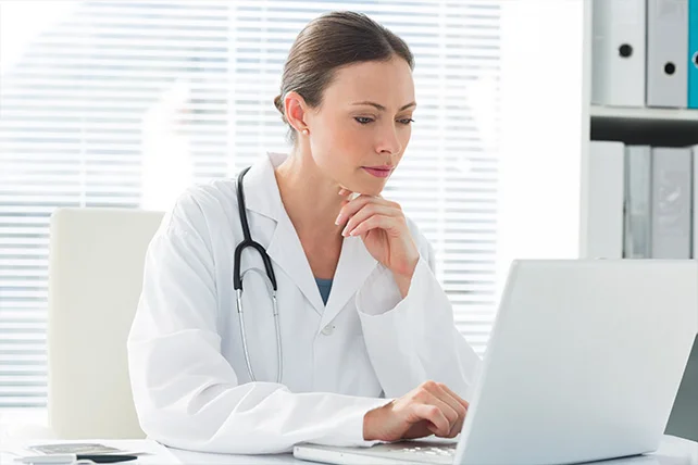 Curaduría científica y gestión de contenidos médicos y académicos